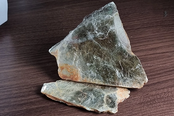 Mica