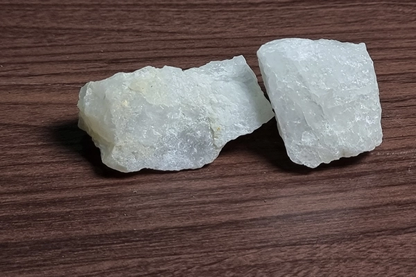 Whte Quartz
